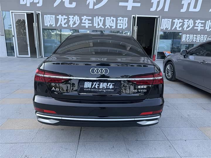 Фото 7 - Audi A6L