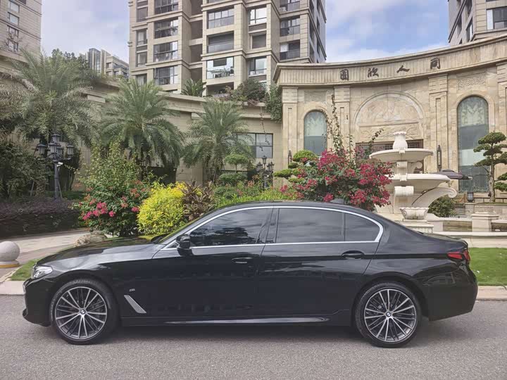 Фото 4 - BMW 5 Series