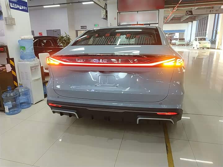 Фото 6 - Geely Galaxy L6