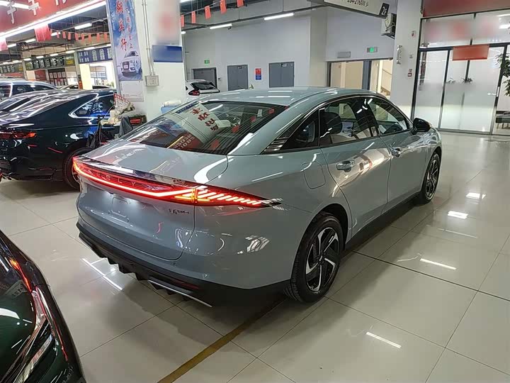 Фото 7 - Geely Galaxy L6