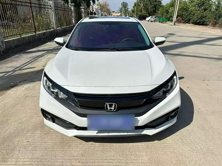 Фото 4 - Honda Civic