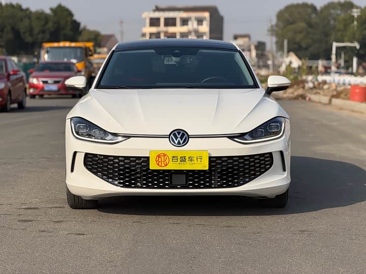 Фото 2 - Volkswagen Lamando L