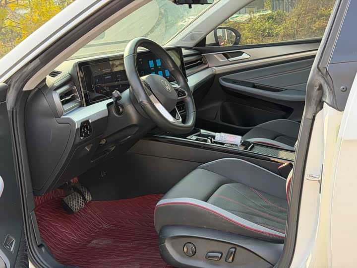 Фото 7 - Volkswagen Lamando L