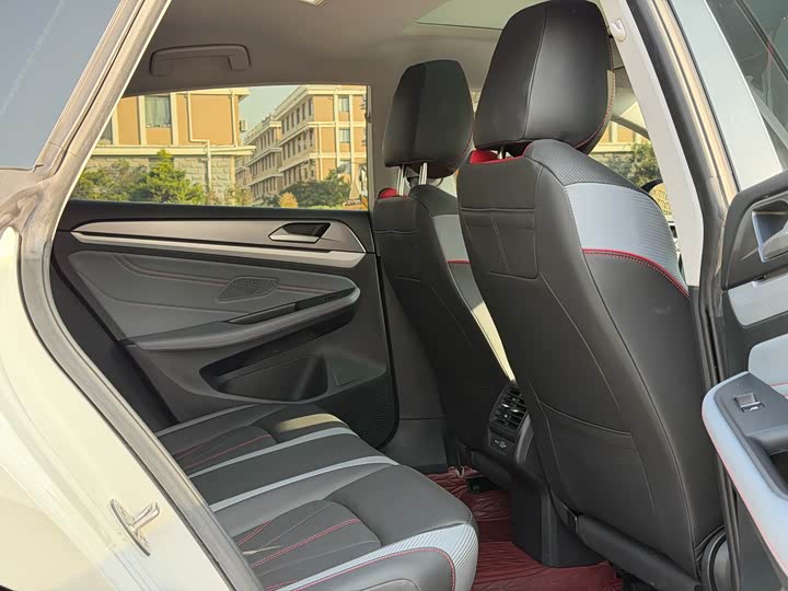 Фото 8 - Volkswagen Lamando L