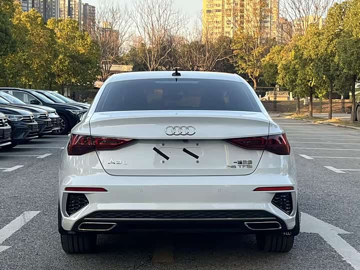 Фото 5 - Audi A3