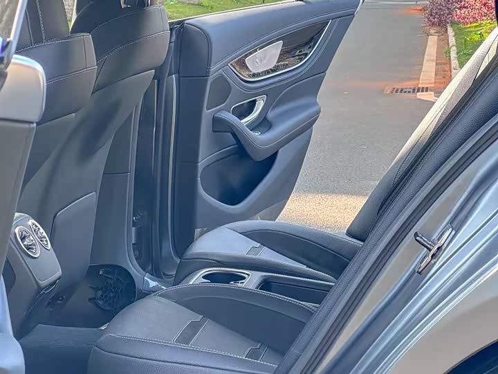 Фото 5 - Mercedes-Benz AMG GT