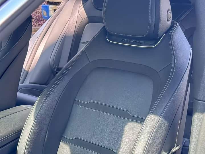 Фото 9 - Mercedes-Benz AMG GT