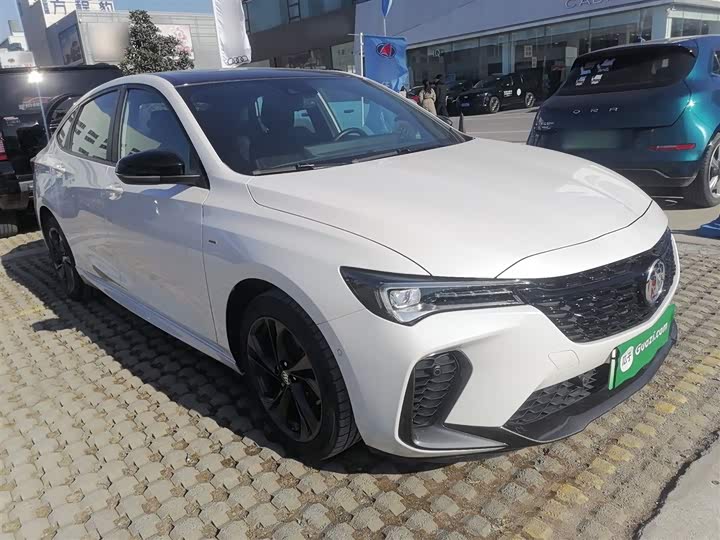 Фото 4 - Buick Verano