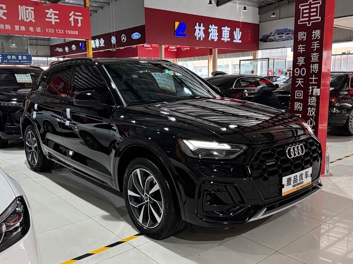 Фото 3 - Audi Q5L