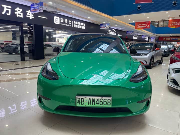Фото 2 - Tesla Model Y