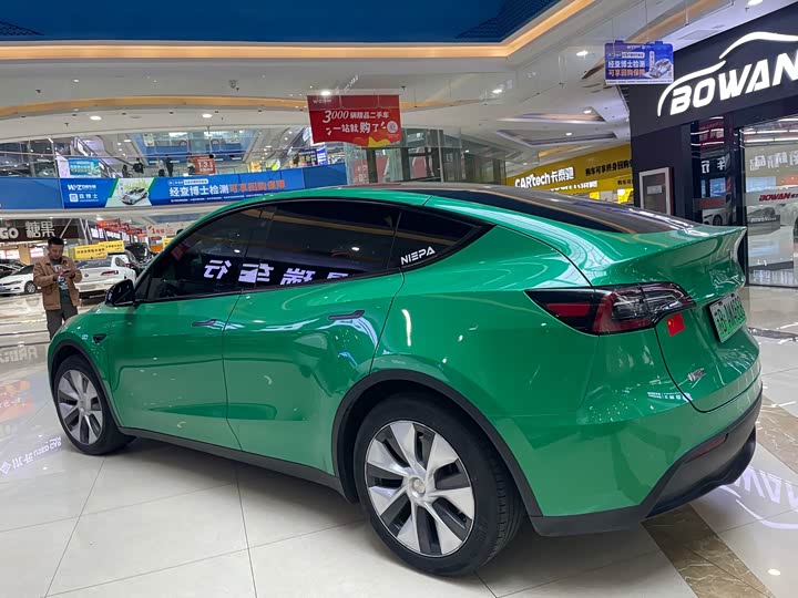 Фото 5 - Tesla Model Y