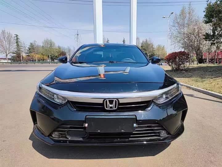 Фото 2 - Honda Inspire