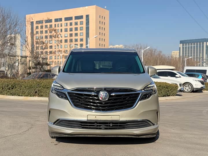 Фото 2 - Buick GL8 ES