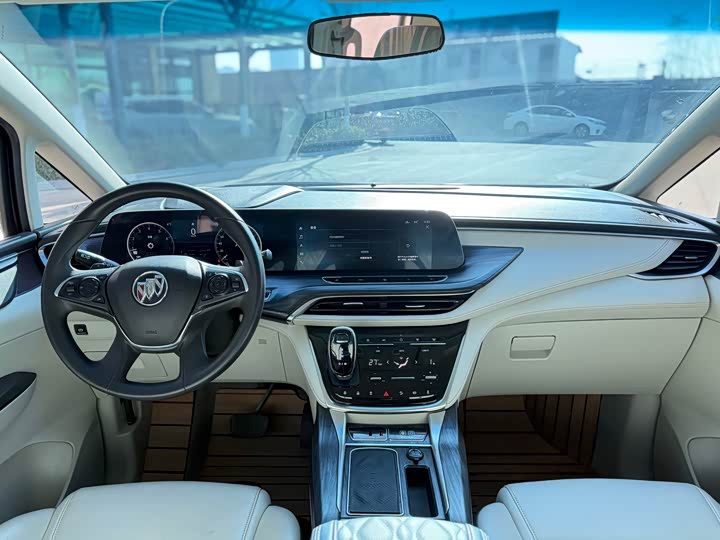 Фото 7 - Buick GL8 ES