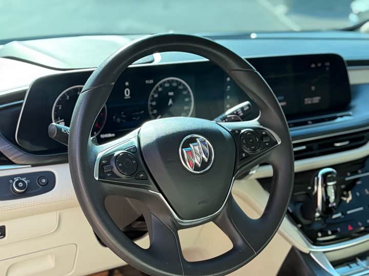 Фото 8 - Buick GL8 ES