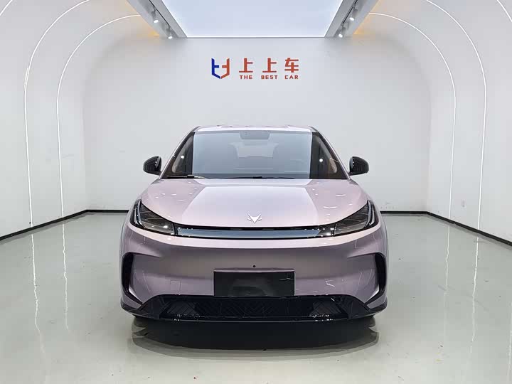 Фото 2 - BAIC Arcfox T1