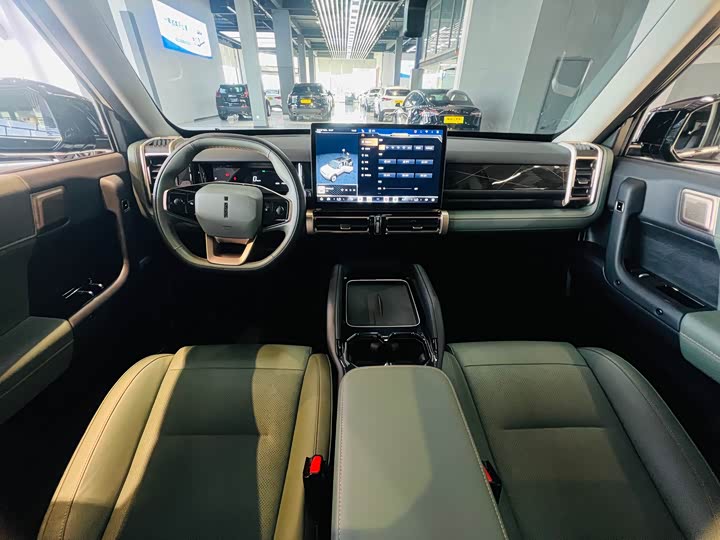 Фото 5 - Chery iCar 03