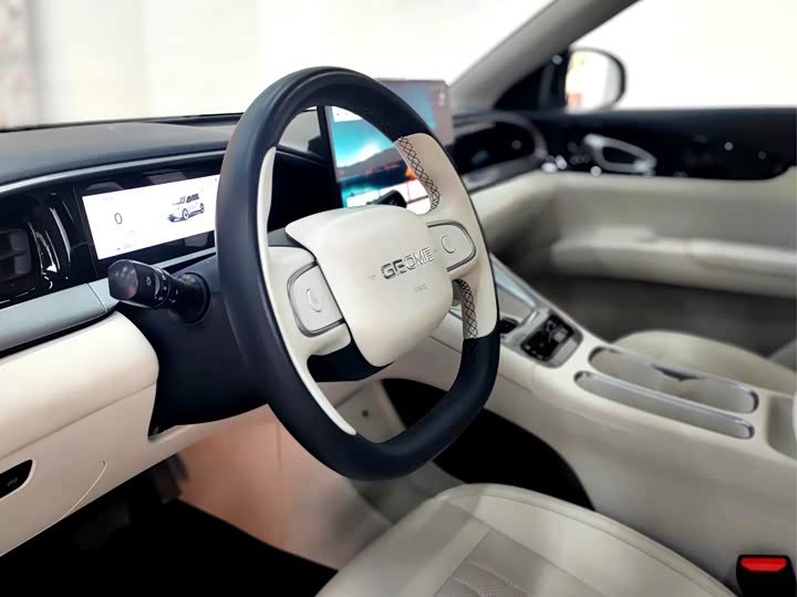 Фото 5 - Geely Galaxy Geome