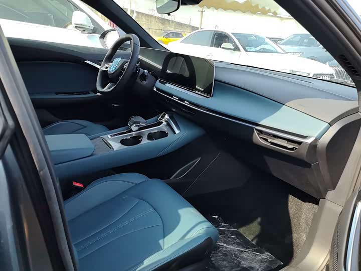 Фото 6 - MG Motor 7