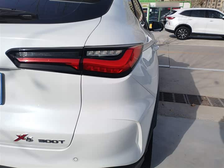 Фото 8 - Changan Oshan X5