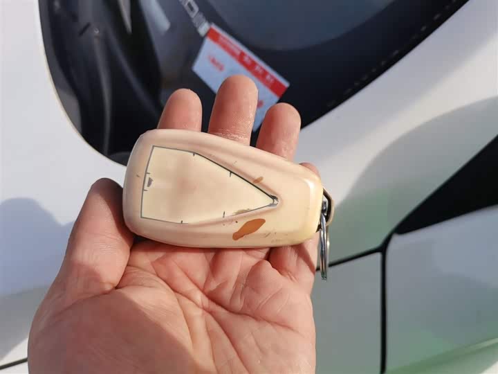 Фото 9 - Changan Oshan X5