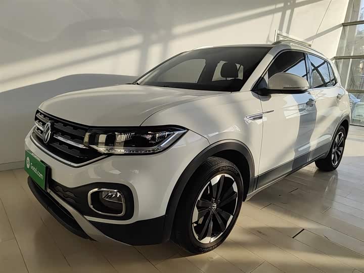 Фото 2 - Volkswagen Tacqua