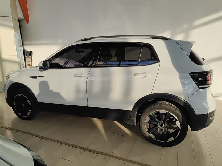 Фото 5 - Volkswagen Tacqua