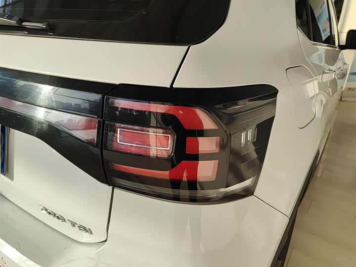 Фото 8 - Volkswagen Tacqua