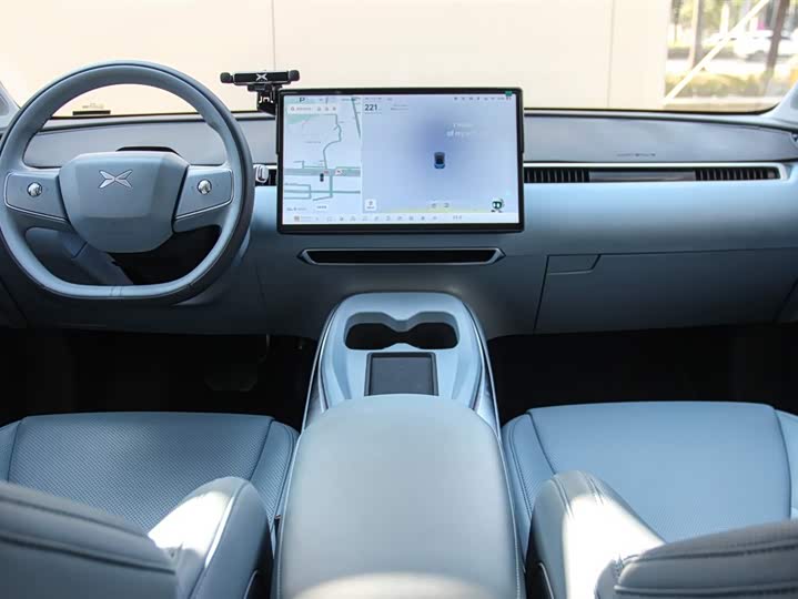Фото 9 - XPeng Mona M03