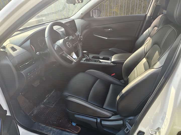 Фото 5 - Nissan Sylphy