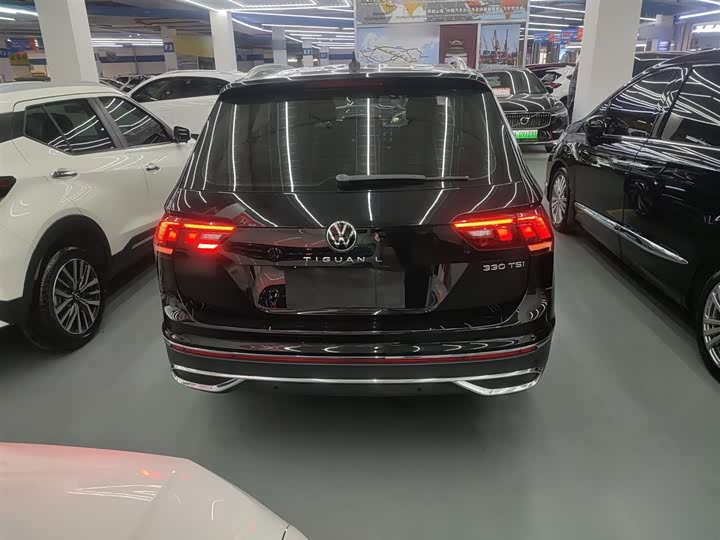 Фото 6 - Volkswagen Tiguan L Pro