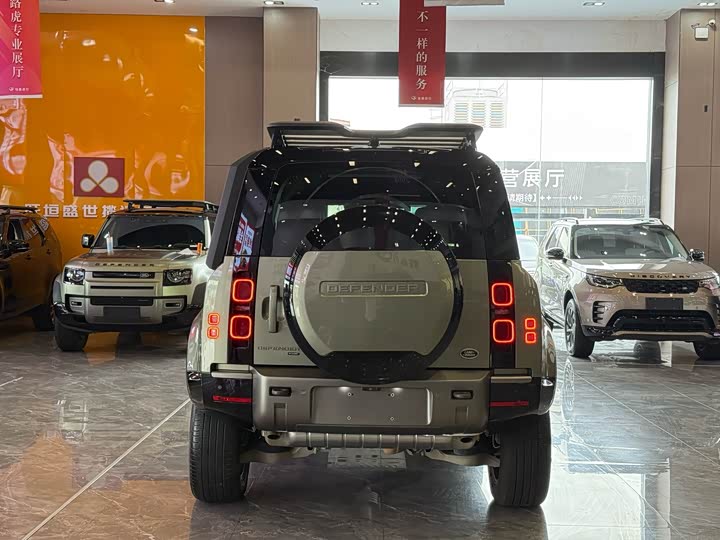 Фото 6 - Land Rover Defender