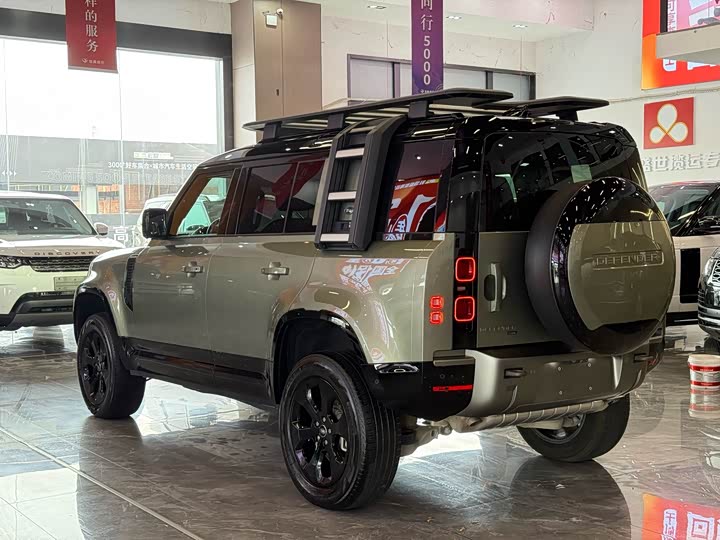 Фото 7 - Land Rover Defender