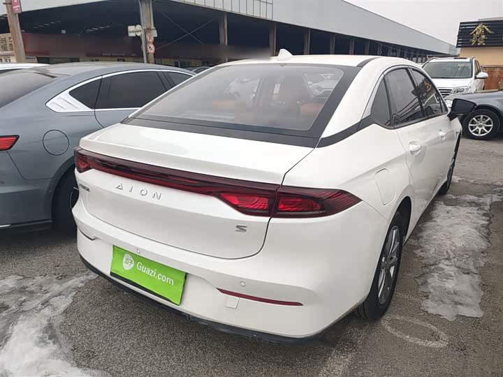 Фото 7 - GAC Aion S