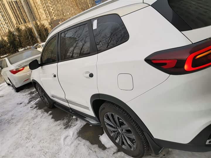 Фото 5 - Chery Tiggo 8