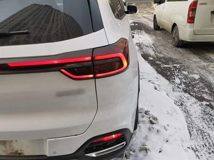 Фото 8 - Chery Tiggo 8