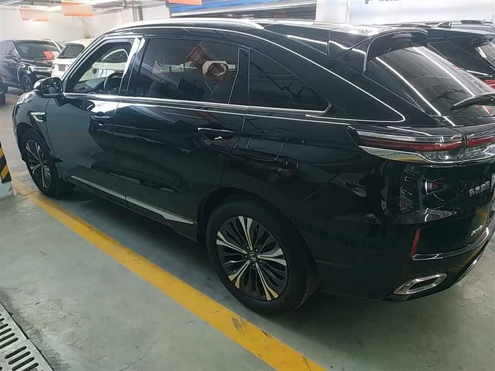 Фото 5 - Honda UR-V