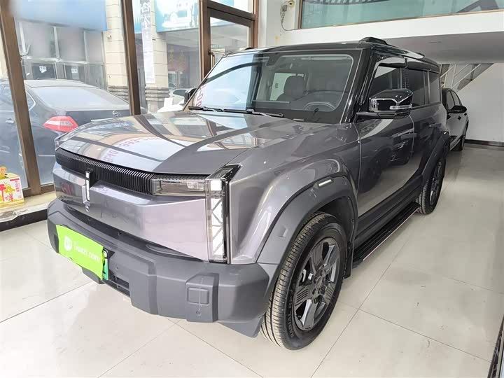 Фото 1 - Chery iCar 03