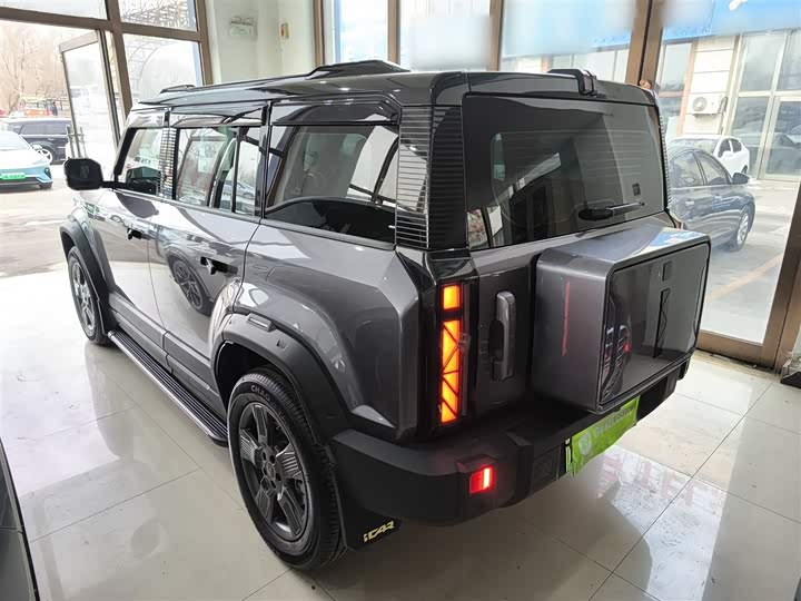 Фото 5 - Chery iCar 03