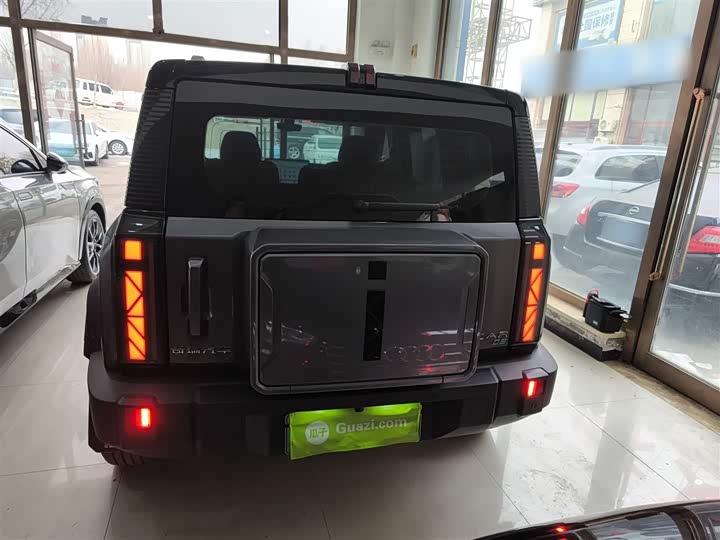 Фото 6 - Chery iCar 03