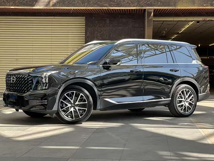 Фото 1 - GAC Trumpchi GS8