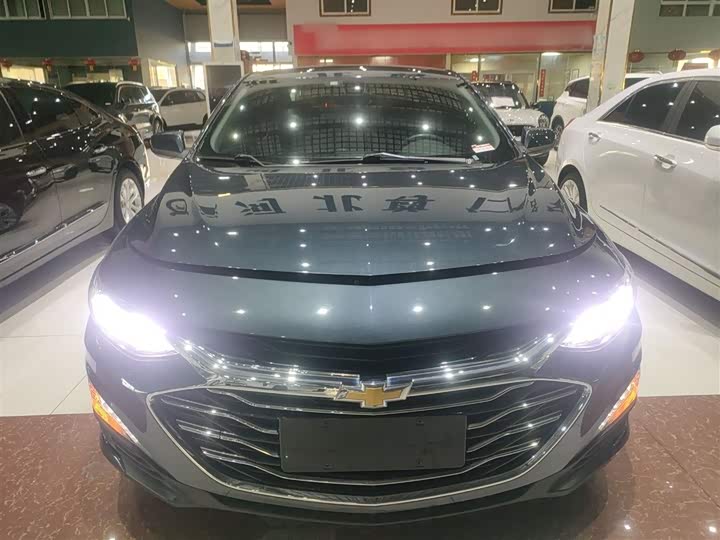 Фото 3 - Chevrolet Malibu XL