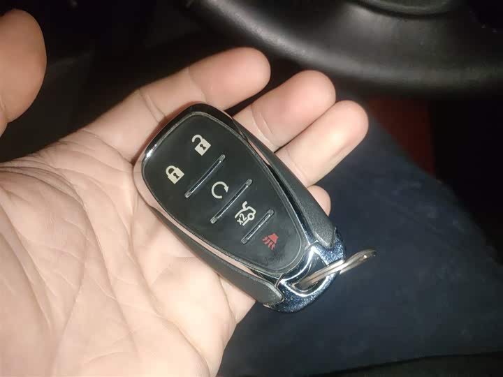 Фото 9 - Chevrolet Malibu XL