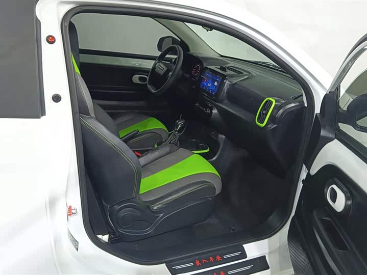 Фото 8 - Roewe Clever