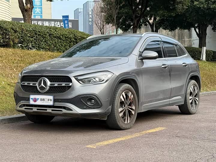 Фото 1 - Mercedes-Benz GLA-Class