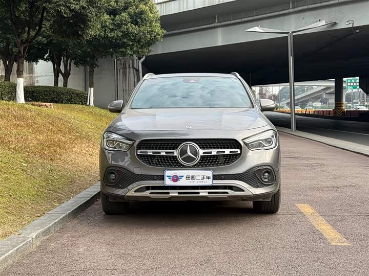 Фото 2 - Mercedes-Benz GLA-Class
