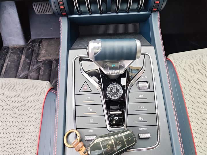 Фото 6 - BYD Yuan Plus