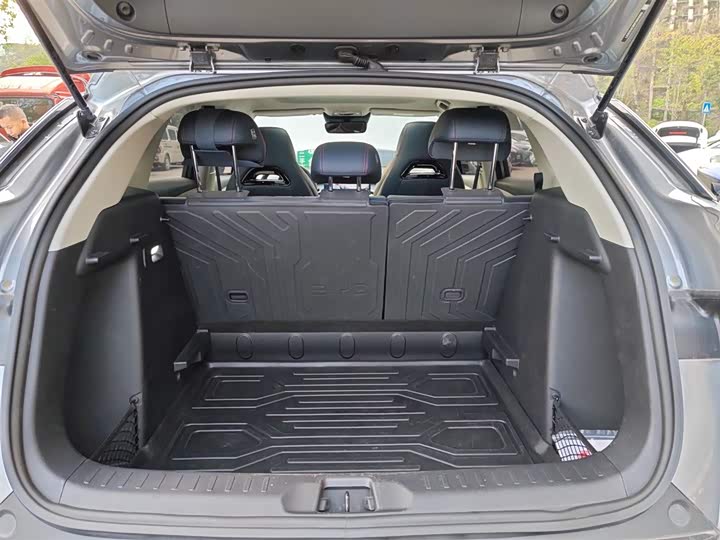 Фото 9 - BYD Yuan Plus