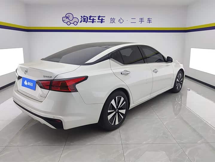 Фото 3 - Nissan Teana