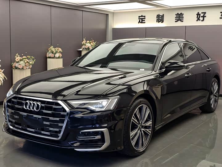 Фото 1 - Audi A6L